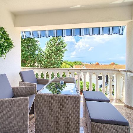 Apartment Jadran Malinska Exteriér fotografie